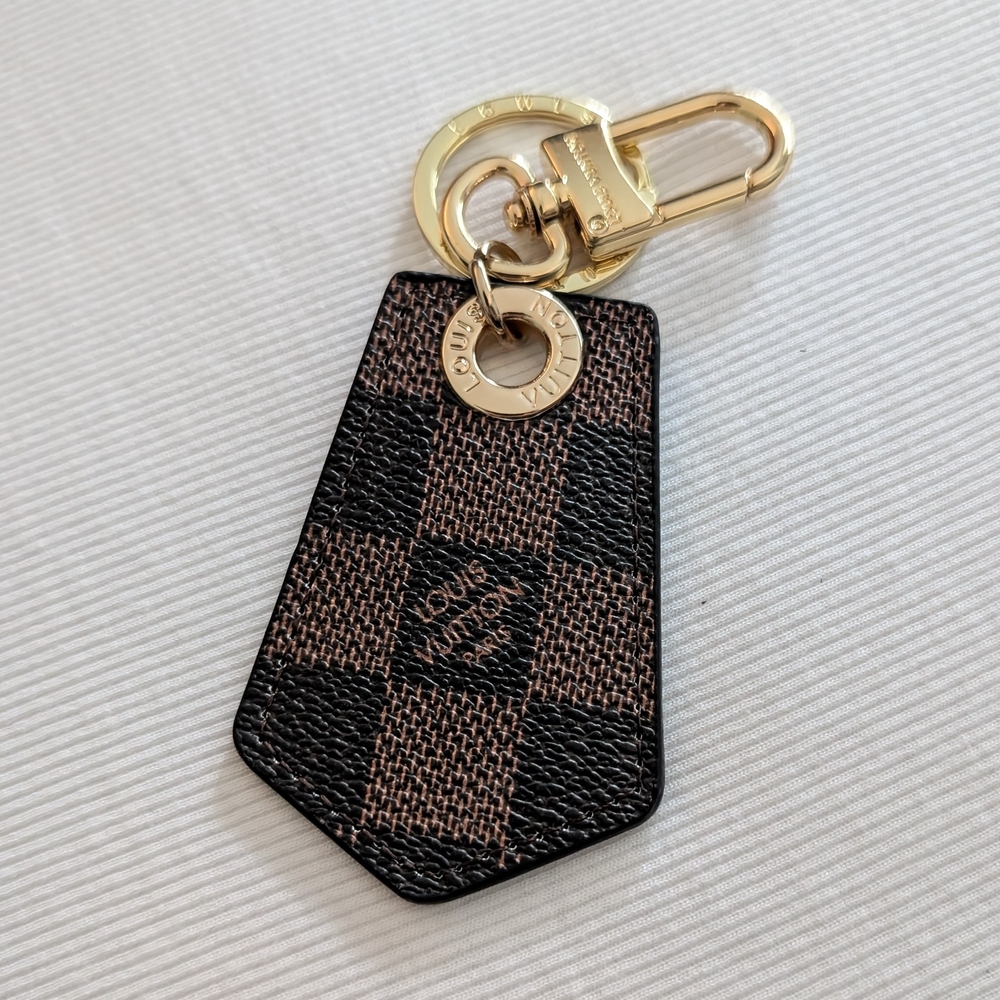 Louis Vuitton Damier Ebene Enchappes Key Holder